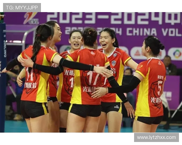 上海排球队的节奏解析与深度剖析排球运动的魅力与挑战 上海排球队的节奏解析与深度剖析排球运动的魅力与挑战