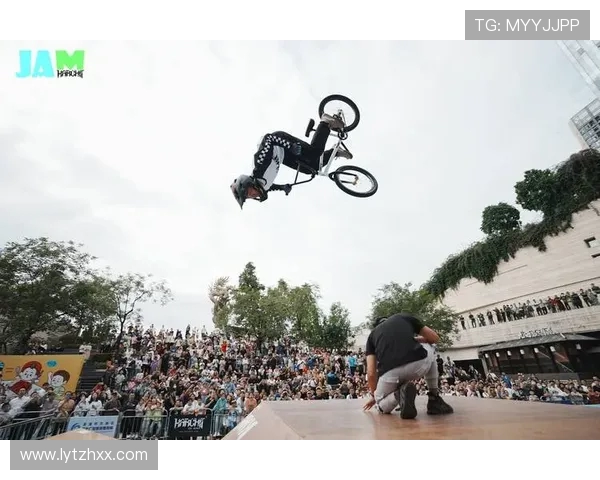 武汉滑板队在极限运动联赛中的个人能力表现分析与点评