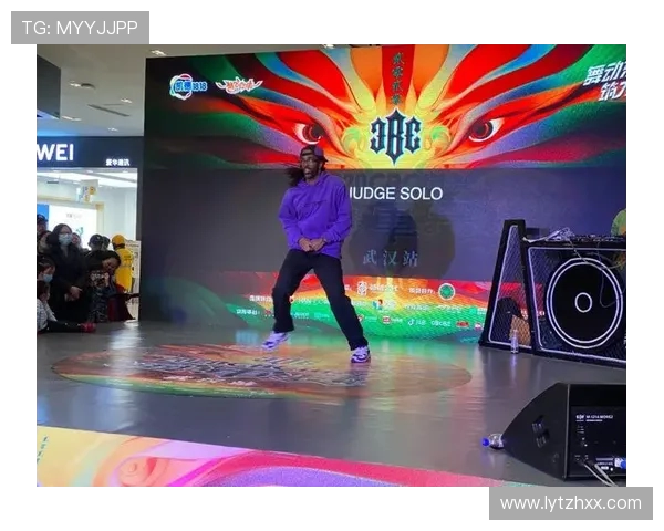 武汉街舞队在滑板精英赛中的逆袭之旅展现青春活力与团队精神 武汉街舞队在滑板精英赛中的逆袭之旅展现青春活力与团队精神