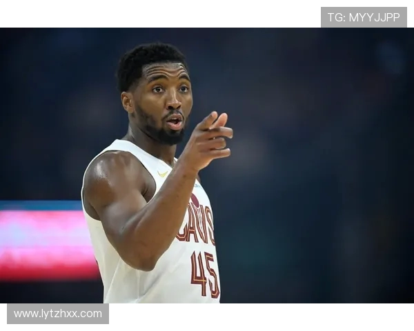 骑士与篮网对决前瞻分析球队状态与战术策略探讨